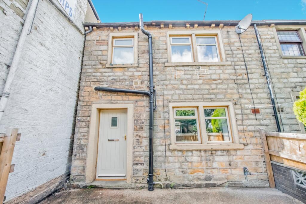 Main image of property: Huddersfield Road, Wyke, Bradford, West Yorkshire, BD12