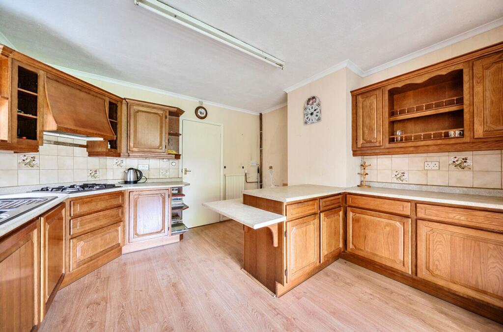 House in Tonbridge - More