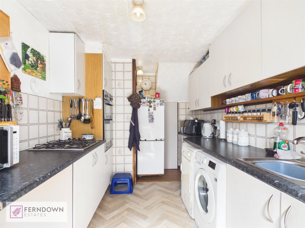 Milsom Grove, Shard End, Birmingham, West Midlands, B34 photo 4