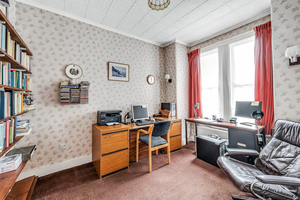 House in London - View 4