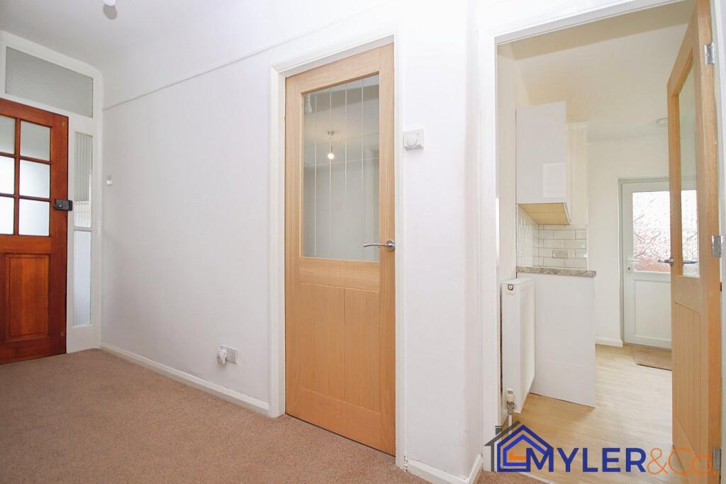 Chorleys Lane, Widnes, Widnes, WA8 photo 3