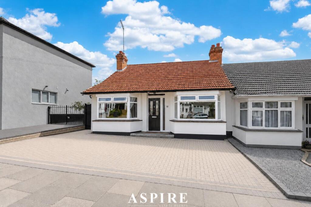 Main image of property: St. Clements Drive, Leigh-On-Sea