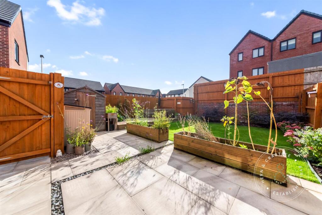 House in Cardiff, Pentyrch - View 2