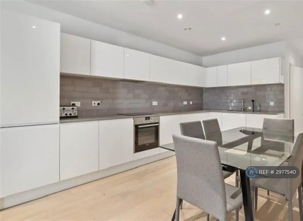 Apartment in London - View 3