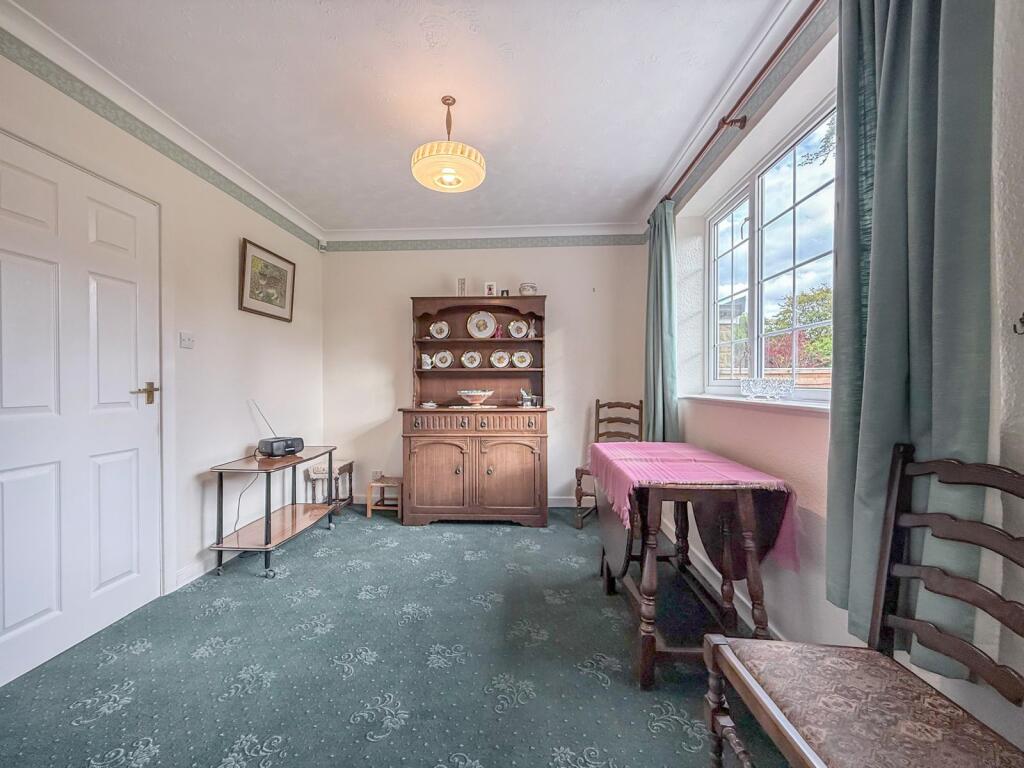 House in High Peak, Buxton - More