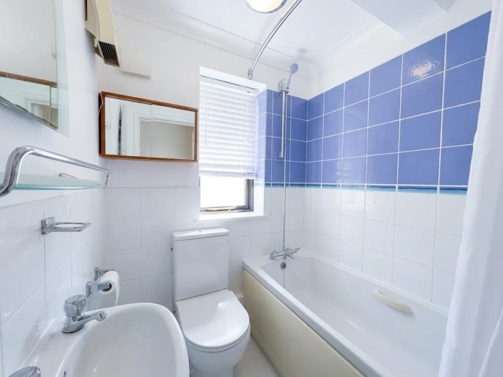 Apartment in Southampton - More