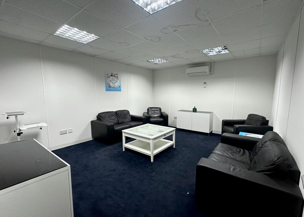 UNIT 6 Sutton Business Centre 7