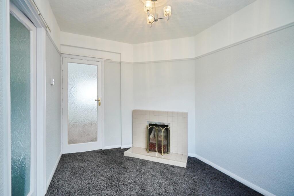 House in East Staffordshire, Stapenhill - View 3