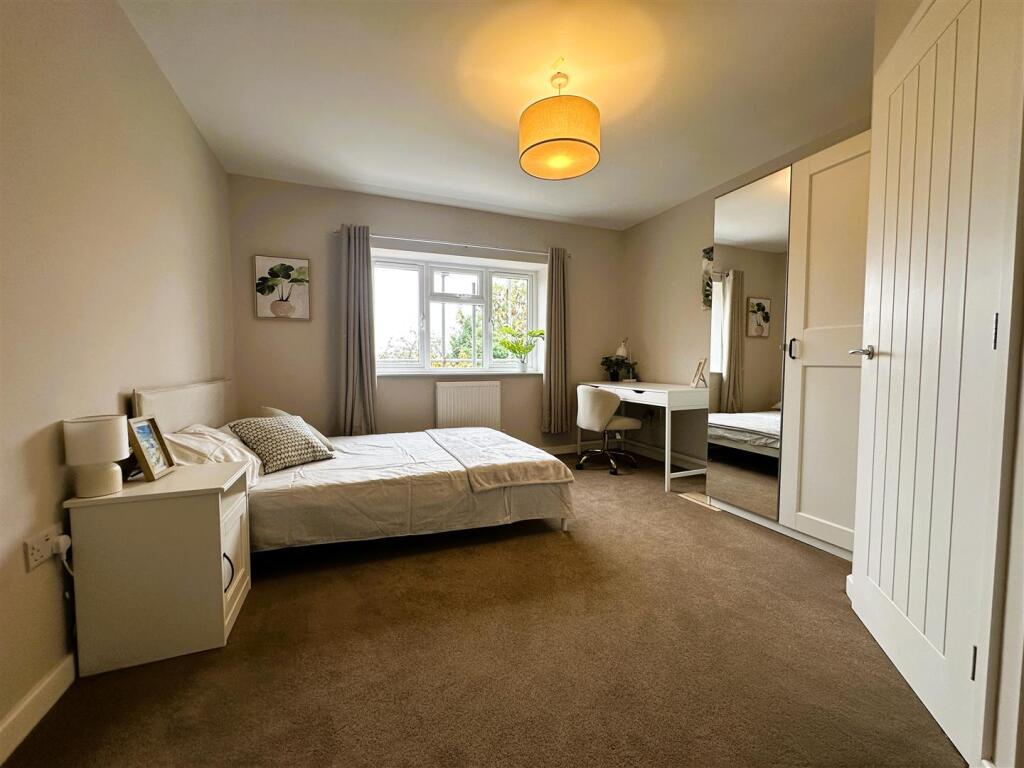 Main image of property: Summerhill Road, Bristol
