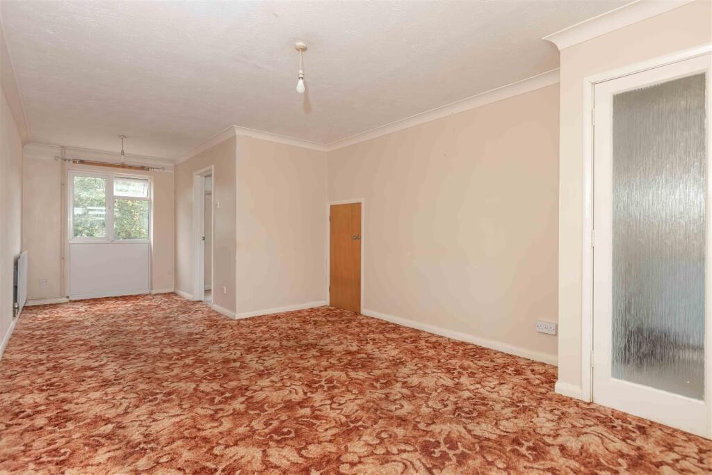 House in Brighton - View 5