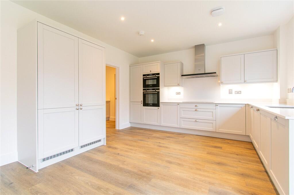 Lilly Wood Lane, Ashford Hill, Thatcham, Hampshire, RG19 photo 5
