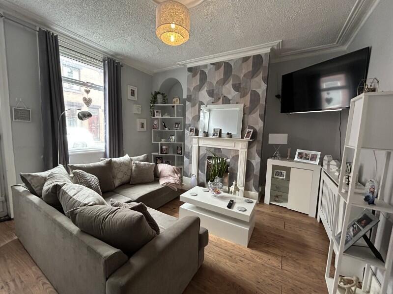 Ivy Crescent, East End Park, LS9 photo 3