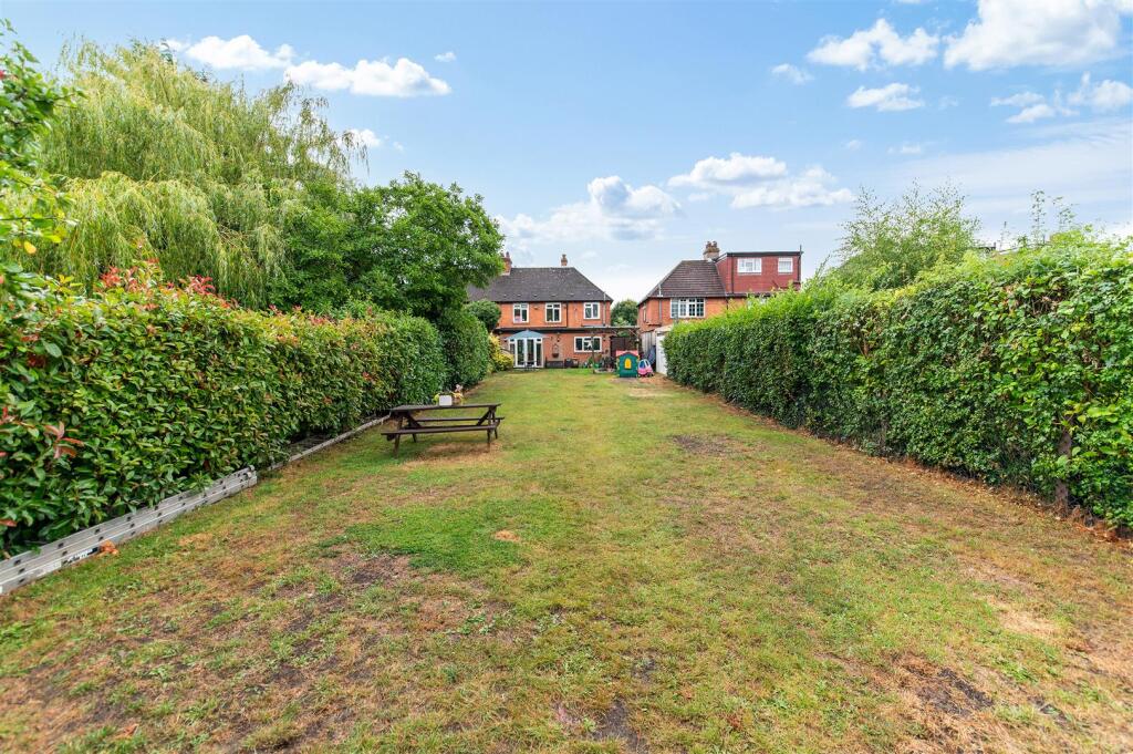 Main image of property: Kingscroft Road, Banstead