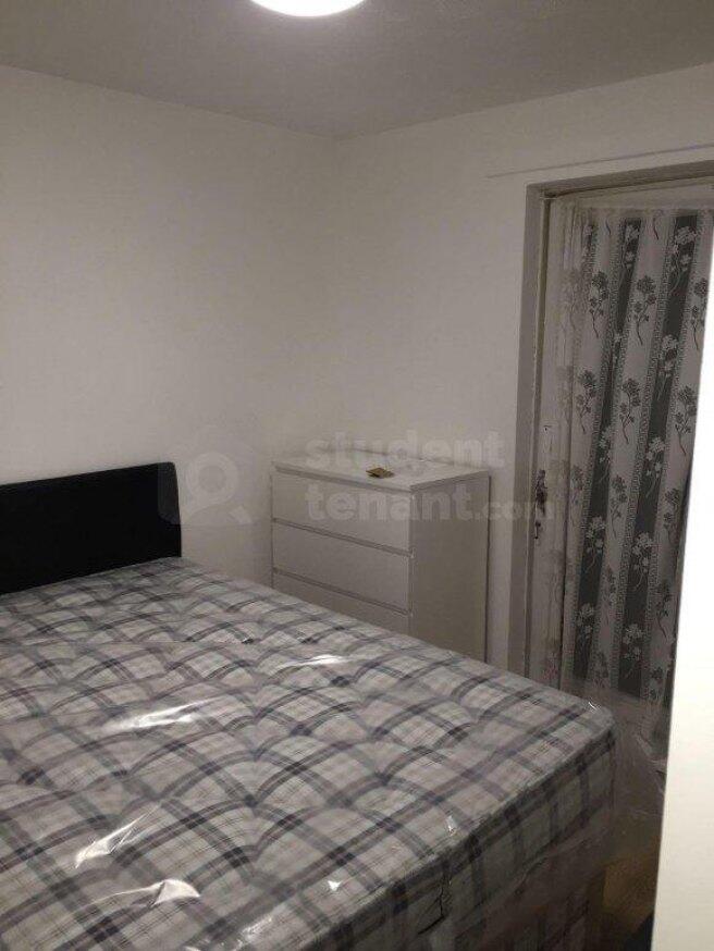 Additional image 2 of Brough Close