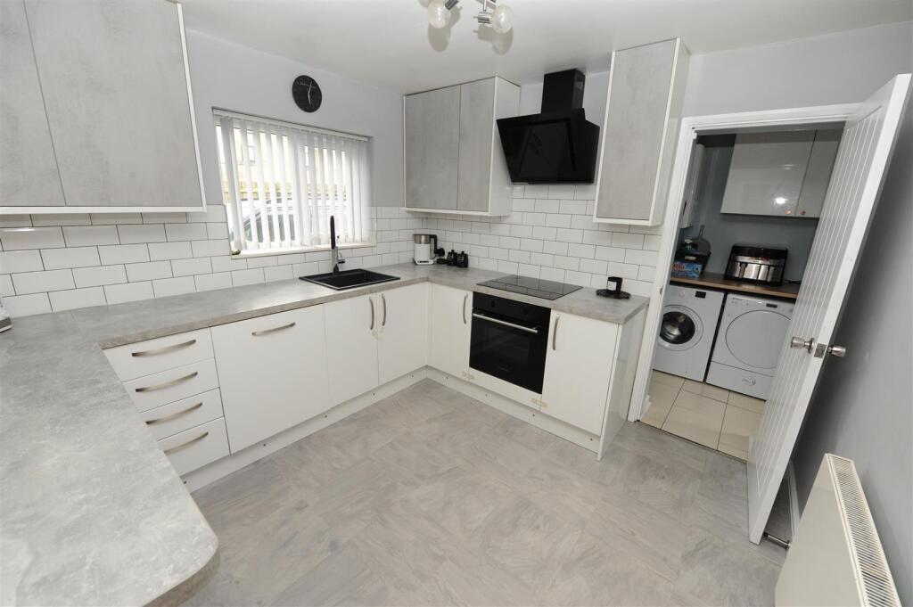 Additional image 3 of Elliot Court, Queensbury, Bradford