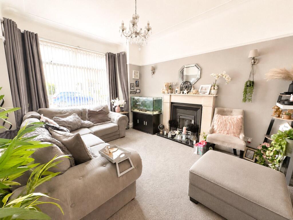 House in Wirral, Liverpool City Region - View 2