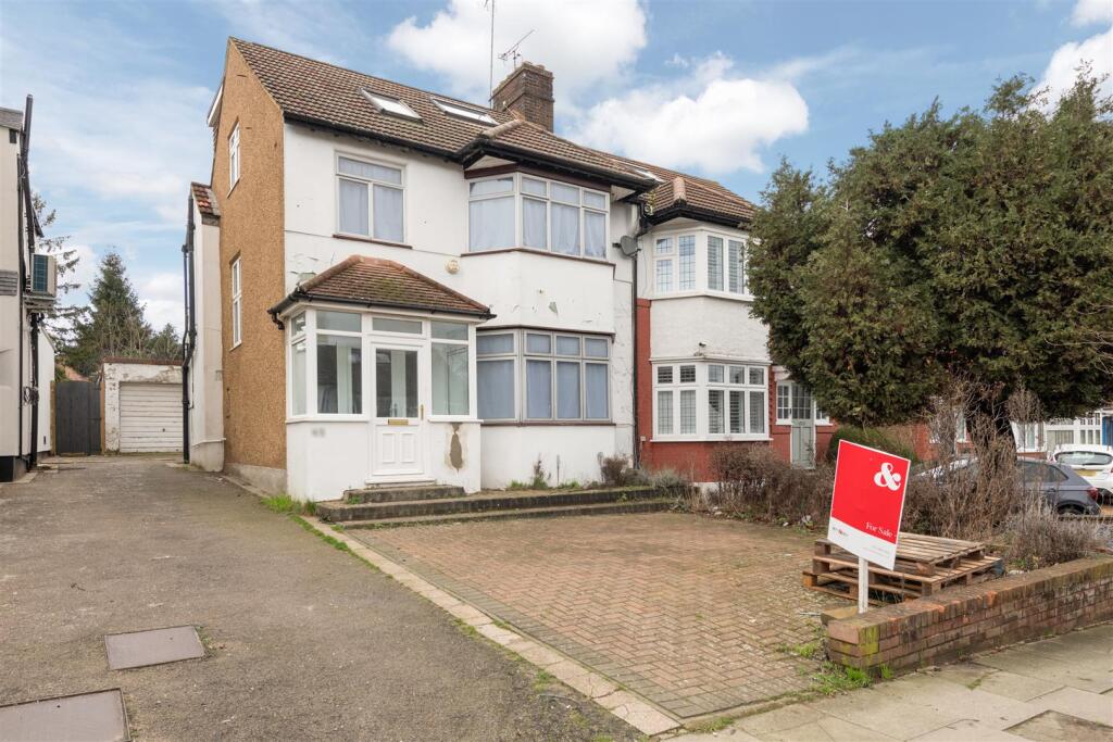 Main image of property: Park View, London, N21