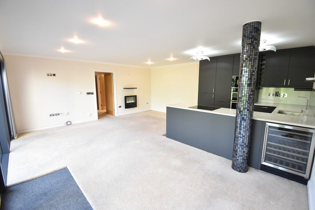 Apartment in Exeter, Redhills - View 4