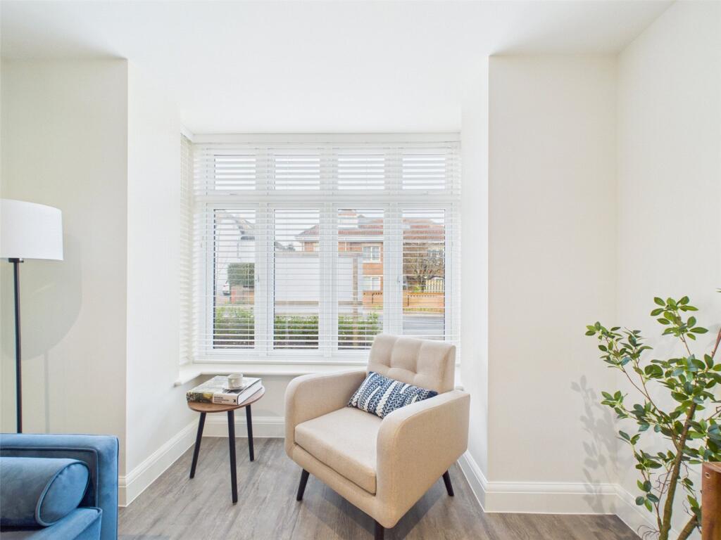 Apartment in Bournemouth - More