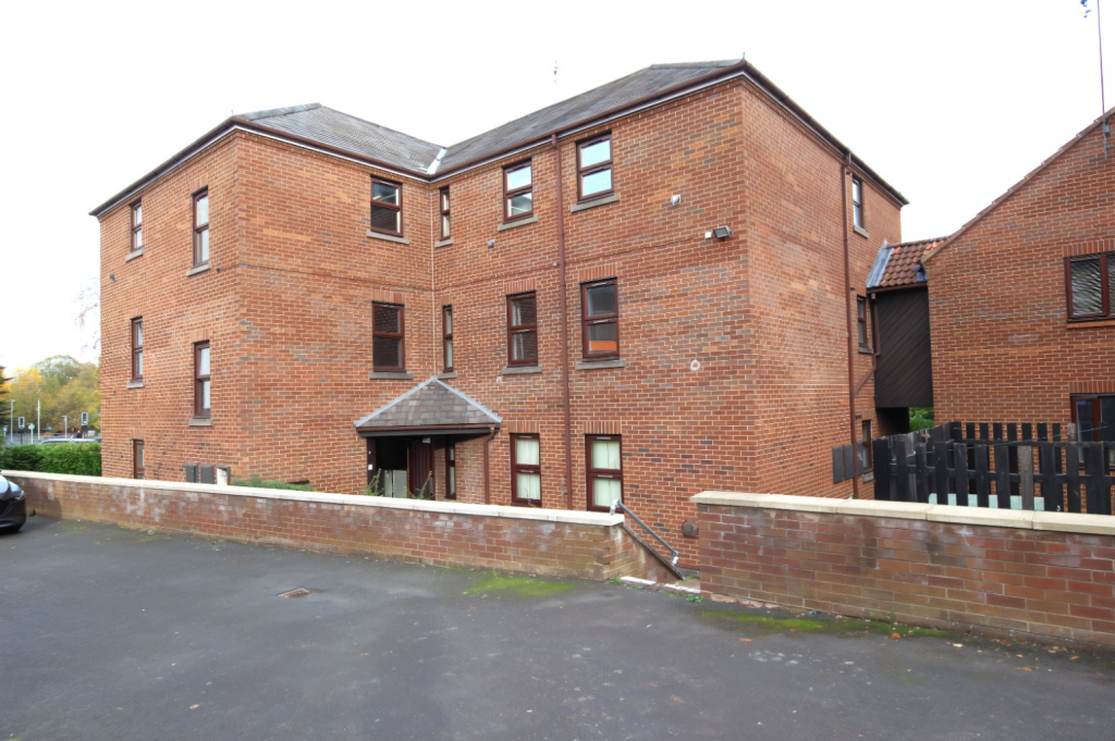 Main image of property: Bromwich Road, Worcester, Worcestershire, WR2 4AA