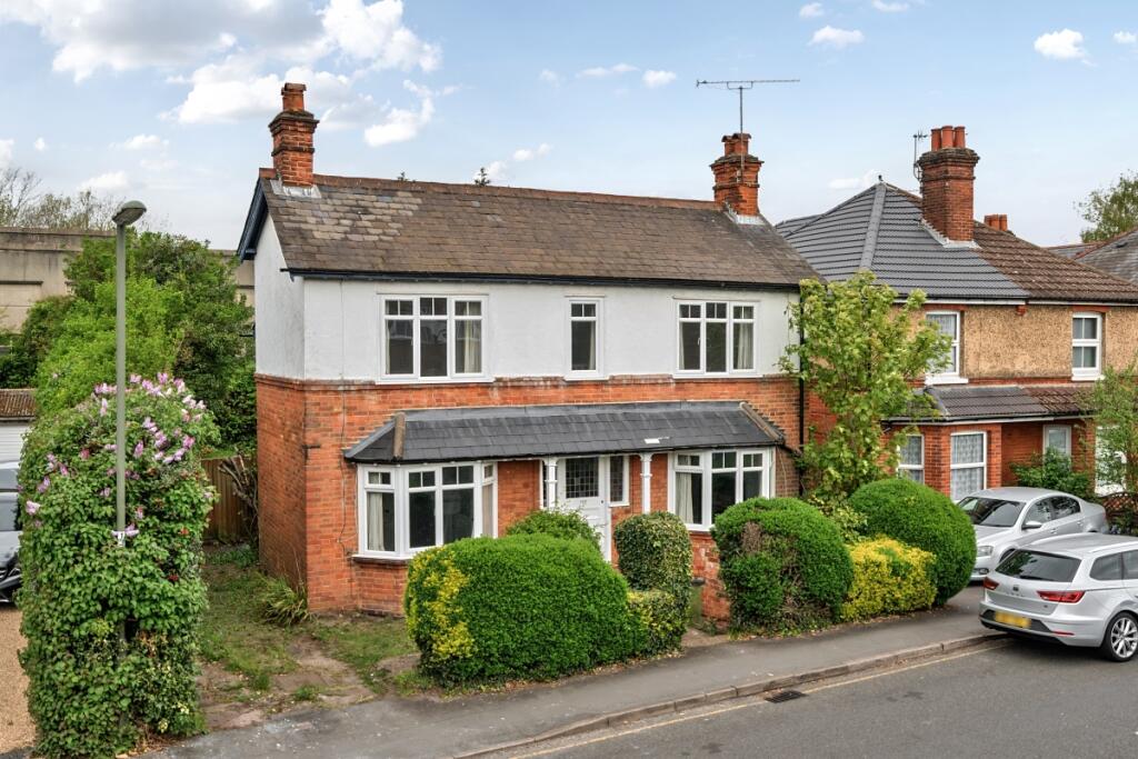 Main image of property: York Road Woking GU22