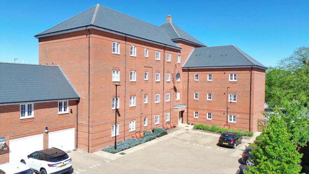 Main image of property: Masterson Close, Aldershot, GU11 4GH