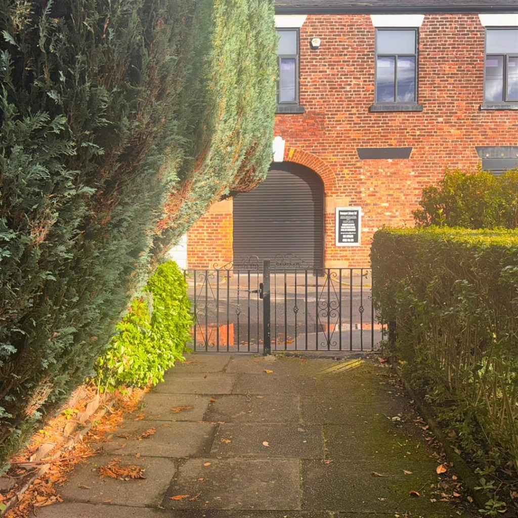 House in Stockport, Greater Manchester - View 2