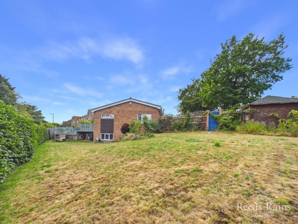 House in Egglescliffe - View 2