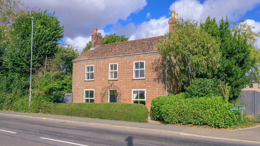 Main image of property: Spalding Road, Holbeach, Lincolnshire, PE12 7HJ