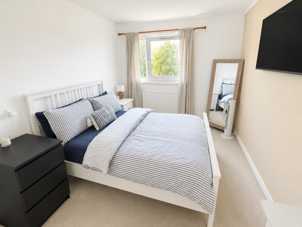 House in Northampton, West Northamptonshire - View 5