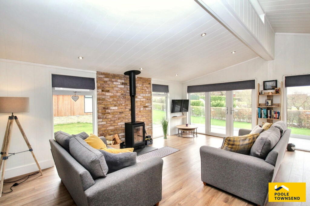 38 The Pastures, Allithwaite photo 2