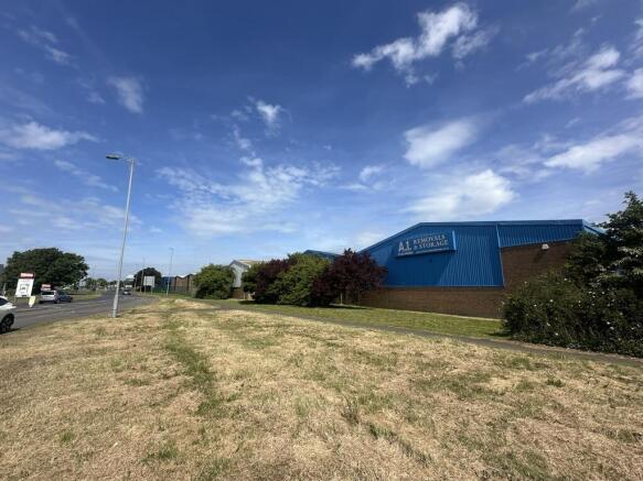 Photo 12