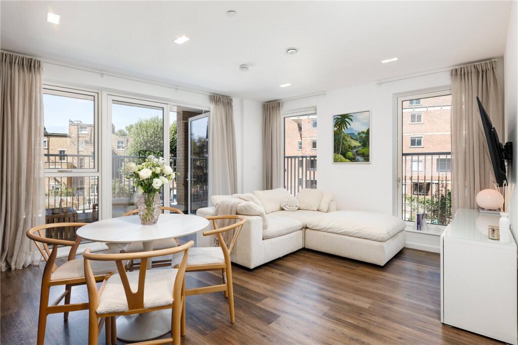 Apartment in London - View 3