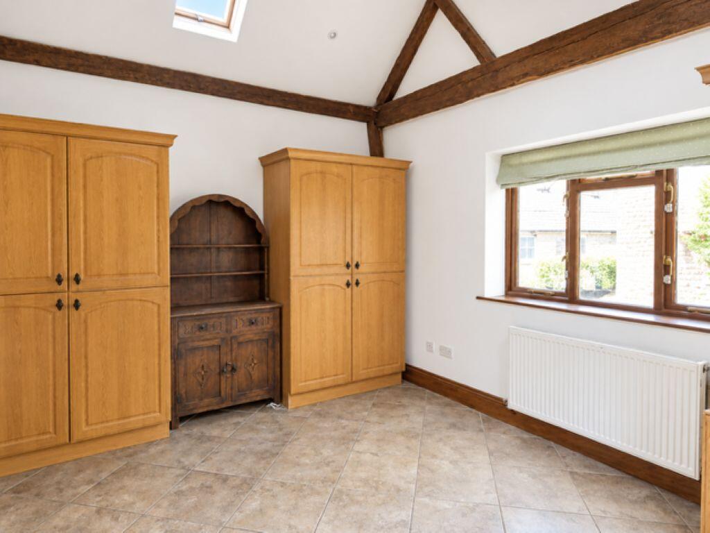 House in Salisbury - View 5