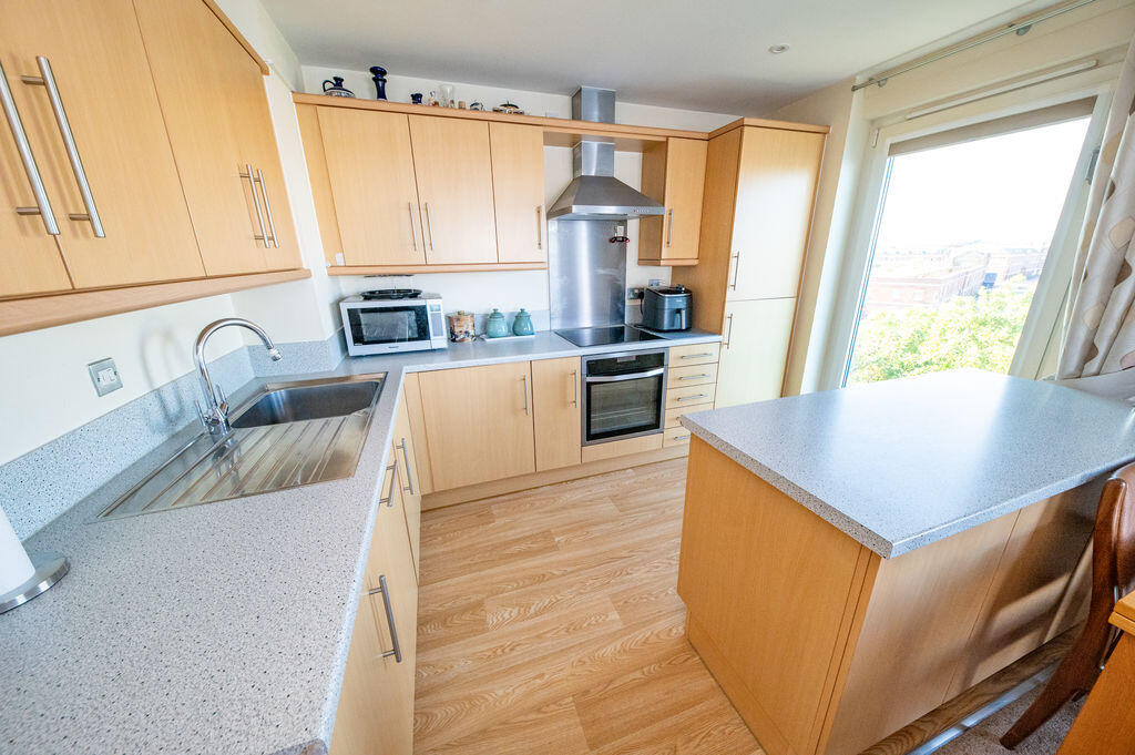 Apartment in Gosport, Hampshire - View 5