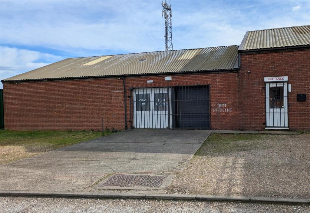 Main image of property: Warwick Road, Fairfield Industrial Estate, Louth