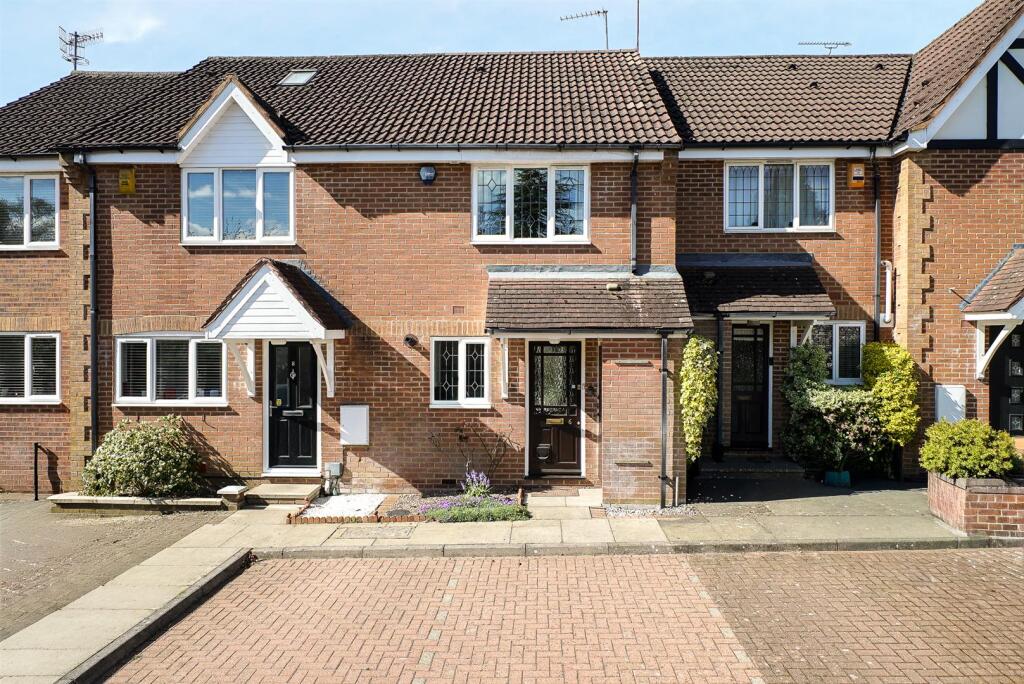 Main image of property: Heather Close, Abbots Langley