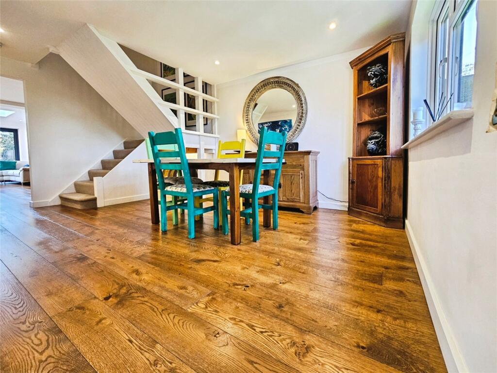 House in Hart, Winchfield - View 4
