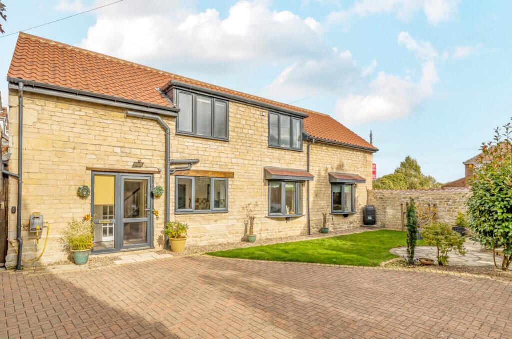 3-bed house on Ermine Street, Ancaster, Grantham, Lincolnshire, NG32, £349,950