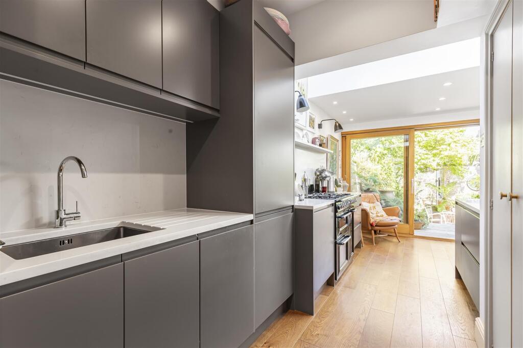 Muirdown Avenue, East Sheen, SW14 photo 4