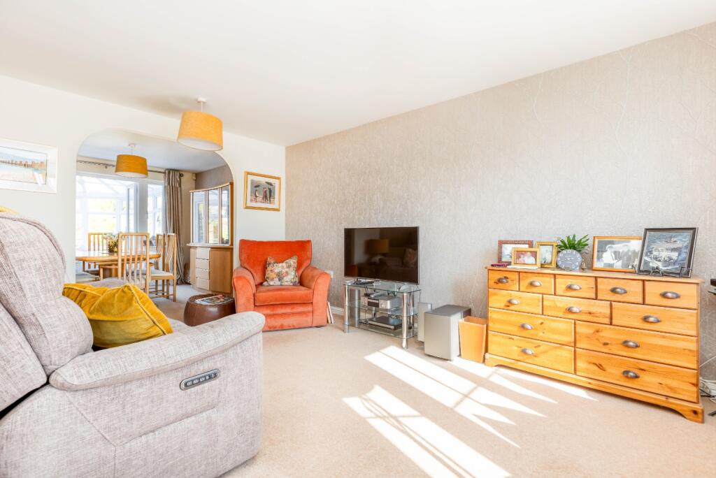 House in Stevenage - View 3