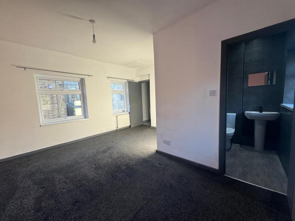 Additional image 7 of Crag Hill Road, Thackley, Bradford