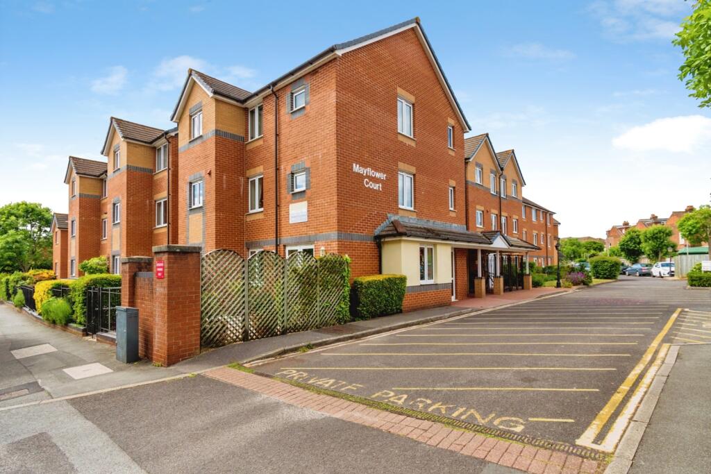 Main image of property: Oakley Road, Southampton, Hampshire, SO16