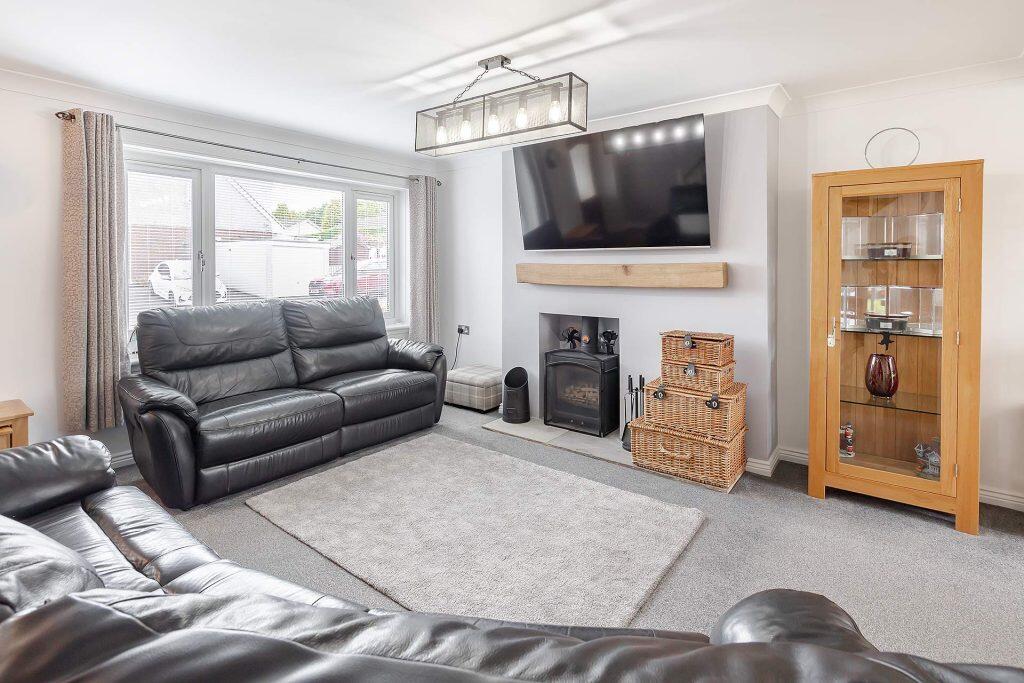 House in Whitburn, West Lothian - View 5