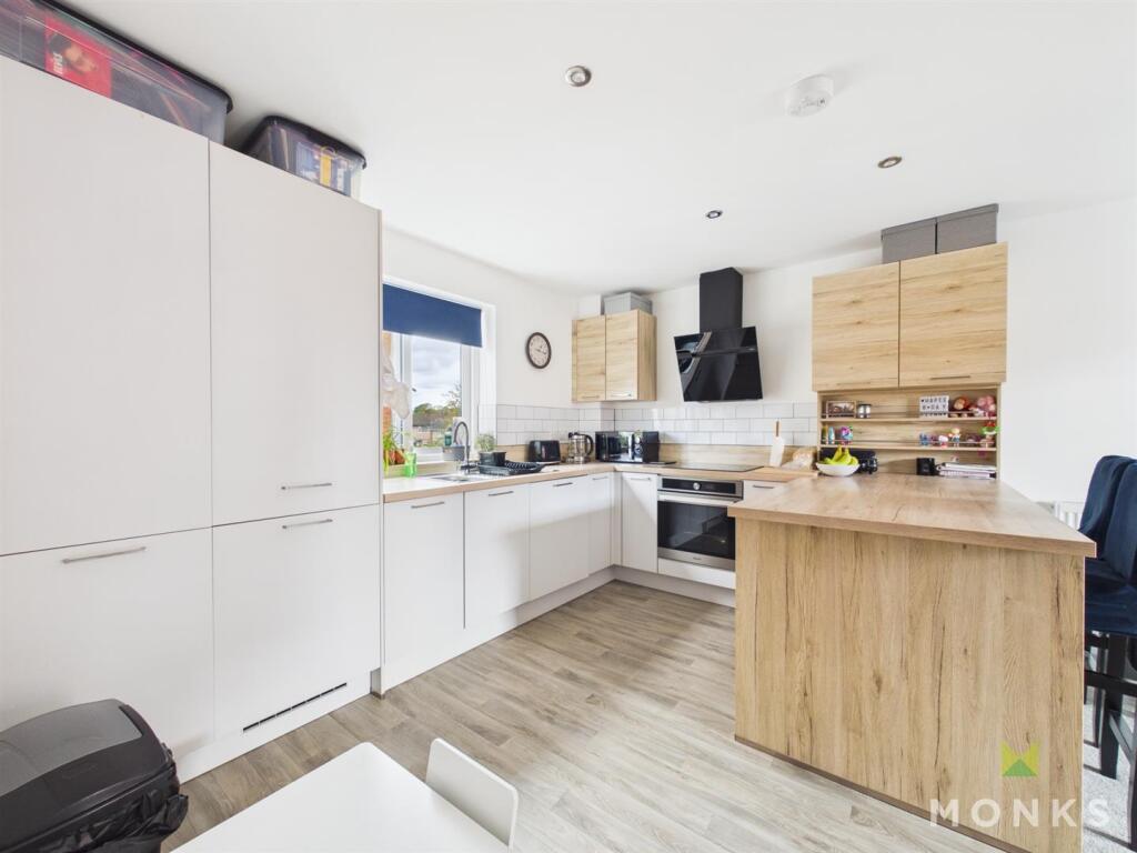 Apartment in Oswestry - View 3