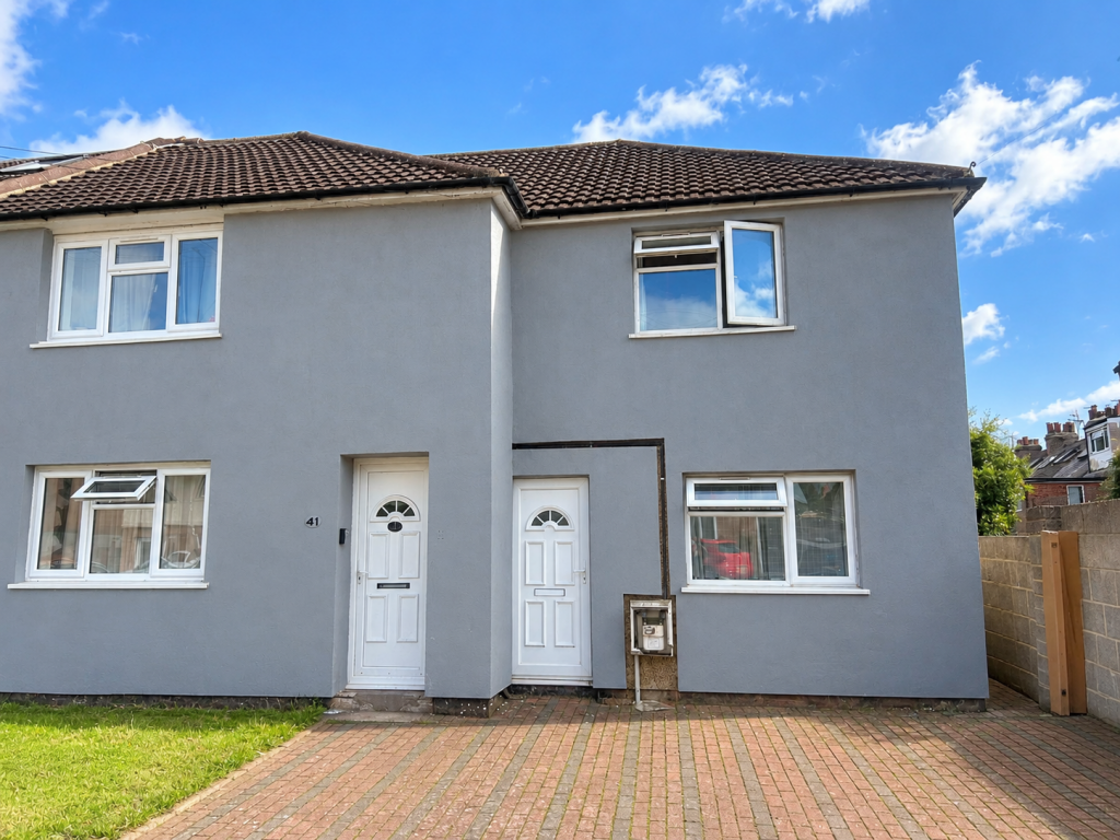 Main image of property: Donnington Bridge Road