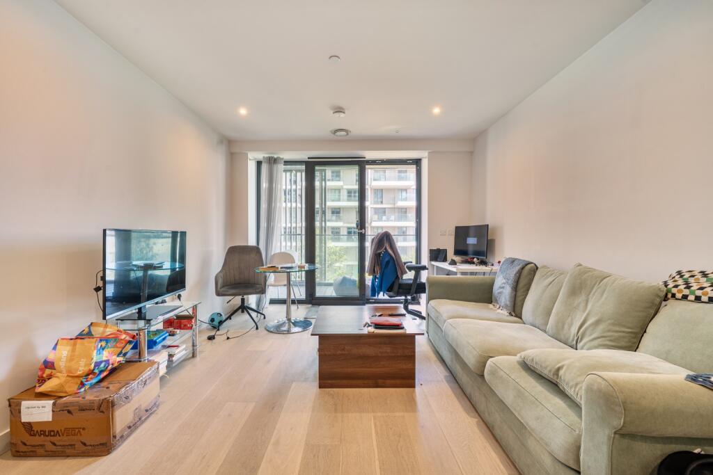 Main image of property: 6 Bonnet Street, London, Greater London, E16