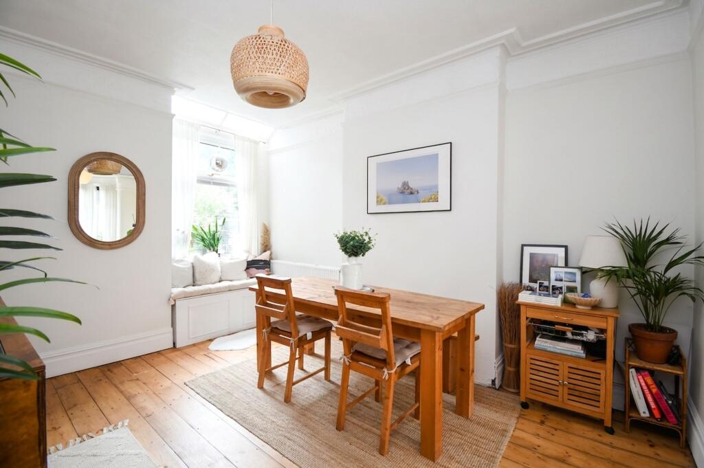 Barton Lane, Eccles, M30 - View 3