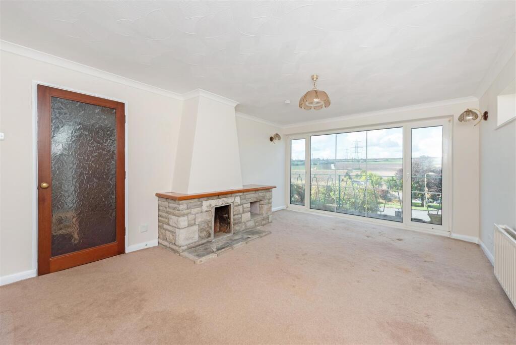 House in Horndean - View 4