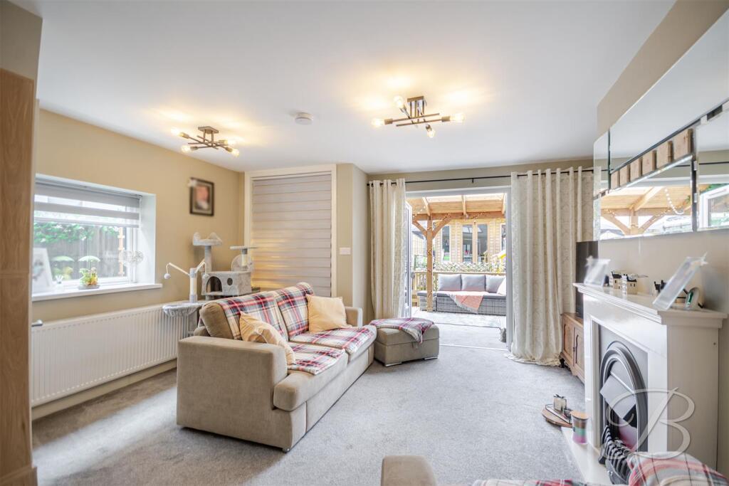 House in Newark and Sherwood, The Meadows, Ollerton and Boughton CP - More